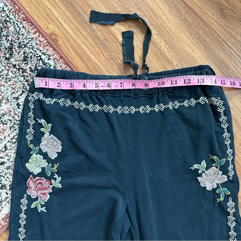 Sundance Floral Embroidered Pants - Picture 4 of 11